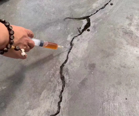 滦平混凝土裂缝修补技术详解​